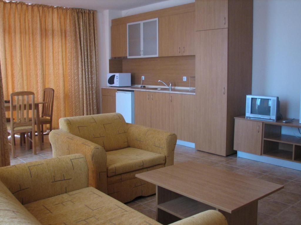 Panorama Krim Beach Apartment Ravda Bilik gambar